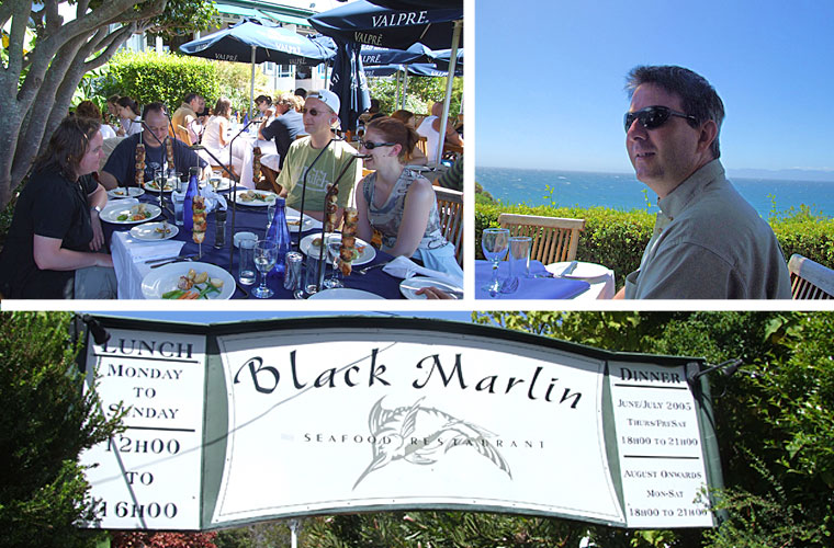 Vi spiste frokost dette skønne sted - http://www.blackmarlin.co.za/. På fotoet er nogle af Peters europæiske kolleger fra den tid. Det var den mest underlige oplevelse, for midt i det hele var der nogle, der kaldte Dortes navn. Det var en hel gruppe af Dortes forældres venner, der tilfældigvis var på den samme reataurant i Cape Town på netop den dag - vildt underligt.